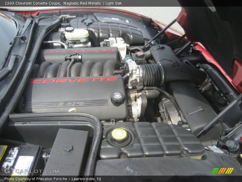 Magnetic Red Metallic / Light Oak 1999 Chevrolet Corvette Coupe