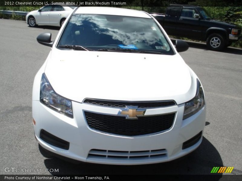 Summit White / Jet Black/Medium Titanium 2012 Chevrolet Cruze LS