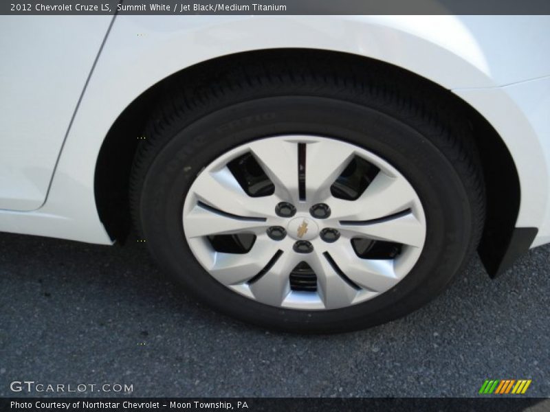 Summit White / Jet Black/Medium Titanium 2012 Chevrolet Cruze LS