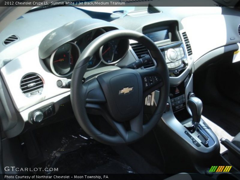 Summit White / Jet Black/Medium Titanium 2012 Chevrolet Cruze LS
