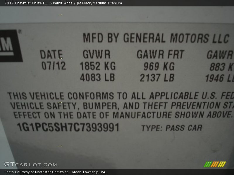 Summit White / Jet Black/Medium Titanium 2012 Chevrolet Cruze LS