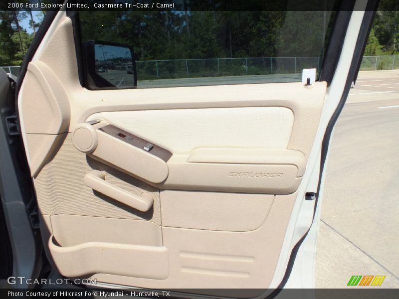 Cashmere Tri-Coat / Camel 2006 Ford Explorer Limited