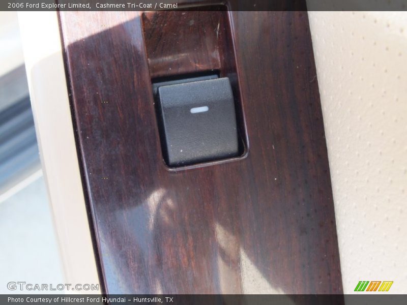 Cashmere Tri-Coat / Camel 2006 Ford Explorer Limited