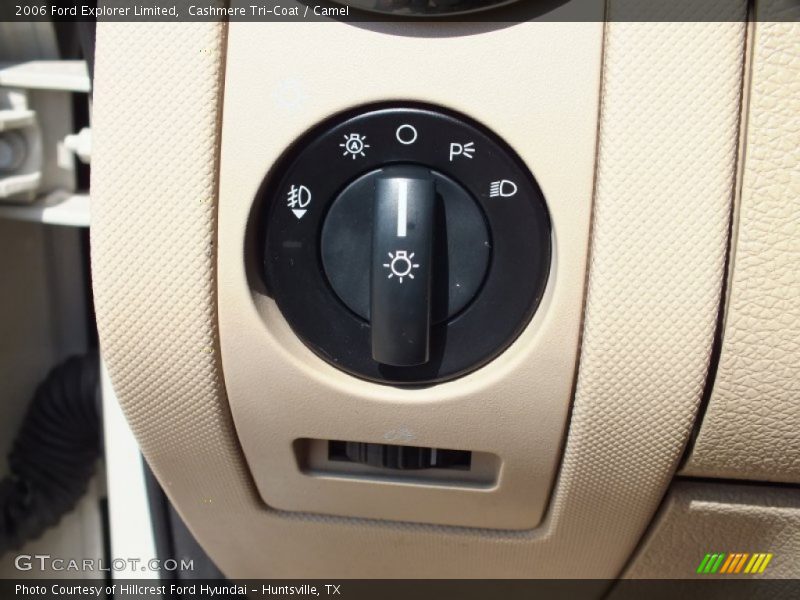 Cashmere Tri-Coat / Camel 2006 Ford Explorer Limited