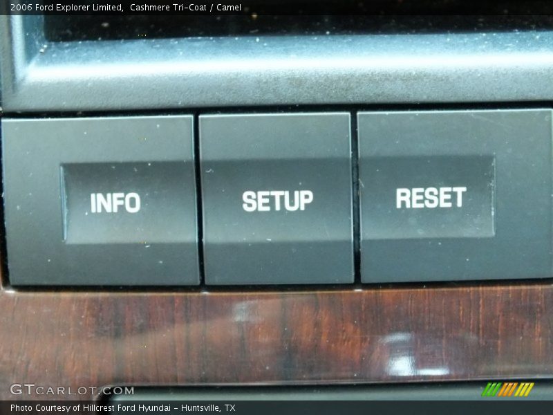 Cashmere Tri-Coat / Camel 2006 Ford Explorer Limited