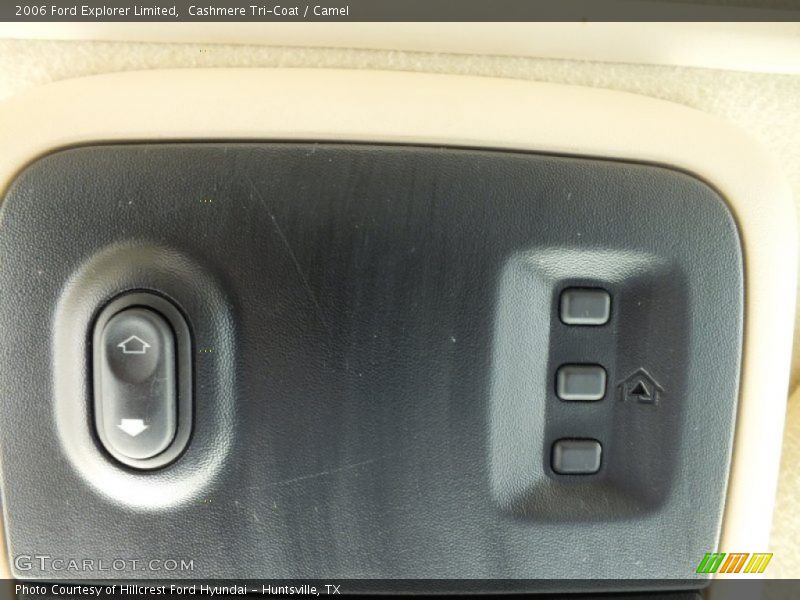 Cashmere Tri-Coat / Camel 2006 Ford Explorer Limited