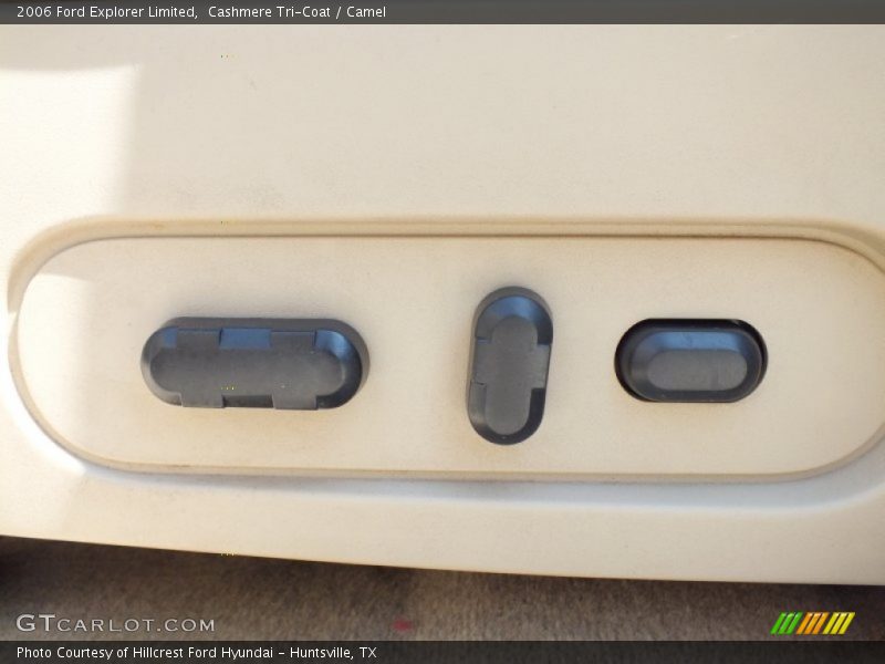 Cashmere Tri-Coat / Camel 2006 Ford Explorer Limited