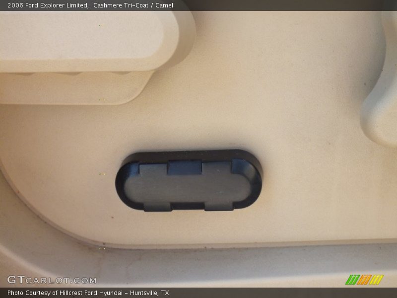 Cashmere Tri-Coat / Camel 2006 Ford Explorer Limited