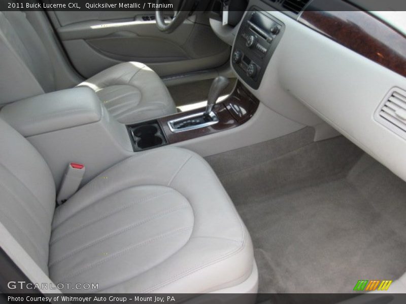 Quicksilver Metallic / Titanium 2011 Buick Lucerne CXL