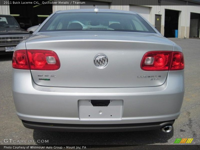 Quicksilver Metallic / Titanium 2011 Buick Lucerne CXL