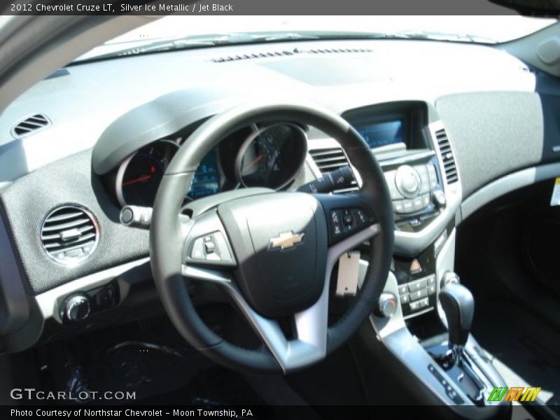 Silver Ice Metallic / Jet Black 2012 Chevrolet Cruze LT
