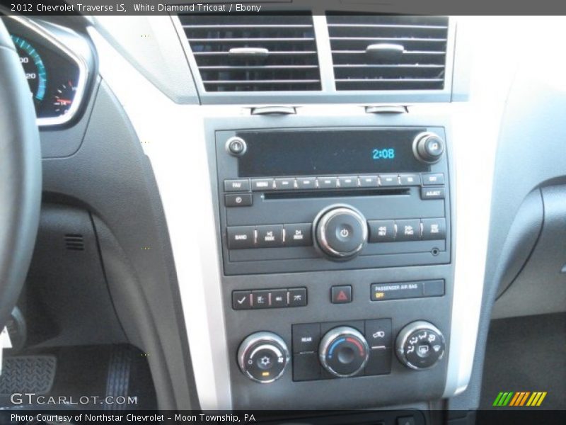 White Diamond Tricoat / Ebony 2012 Chevrolet Traverse LS
