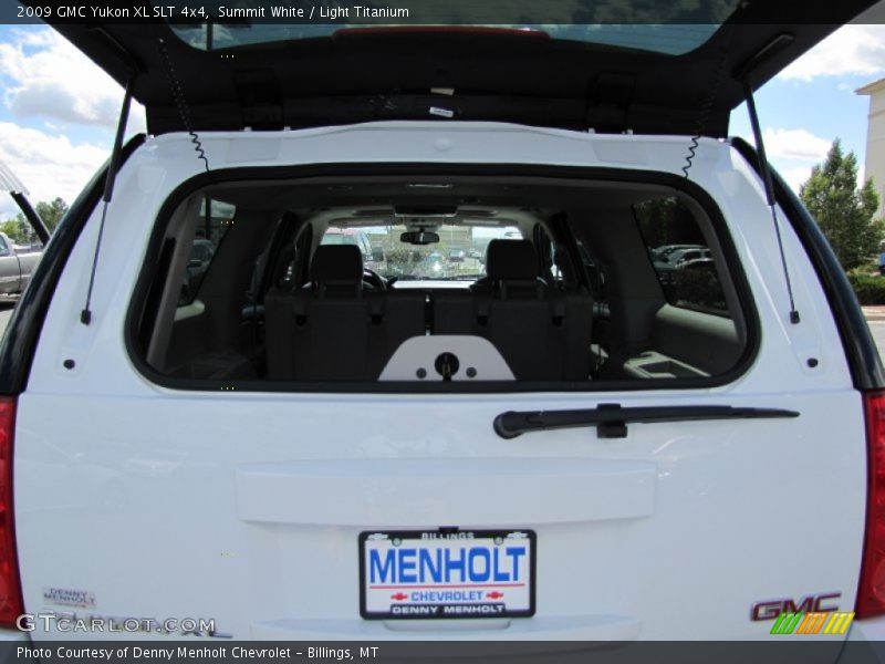 Summit White / Light Titanium 2009 GMC Yukon XL SLT 4x4