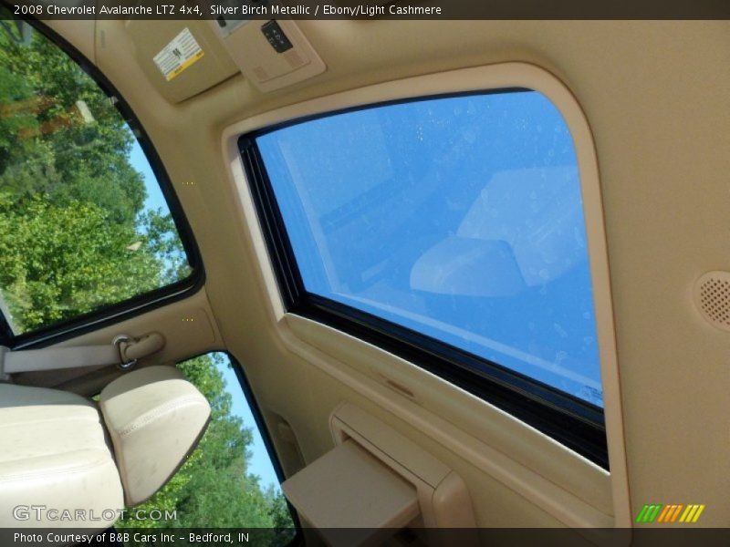 Silver Birch Metallic / Ebony/Light Cashmere 2008 Chevrolet Avalanche LTZ 4x4