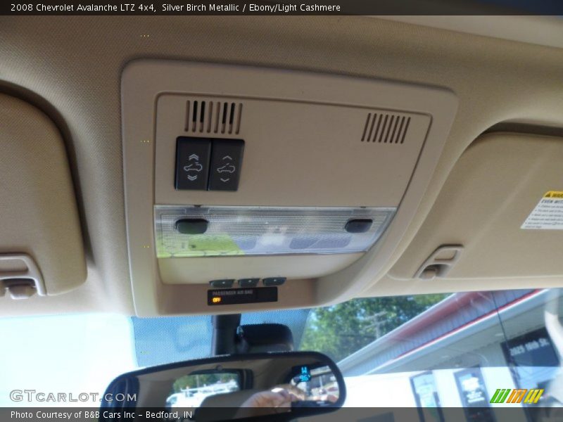 Silver Birch Metallic / Ebony/Light Cashmere 2008 Chevrolet Avalanche LTZ 4x4