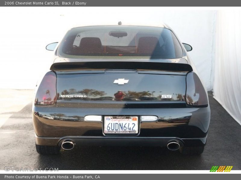 Black / Ebony 2006 Chevrolet Monte Carlo SS