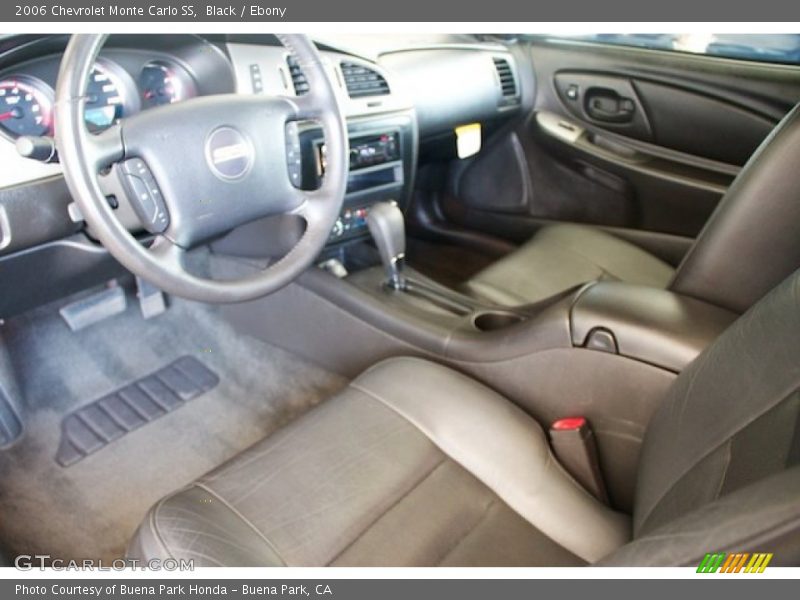 Ebony Interior - 2006 Monte Carlo SS 