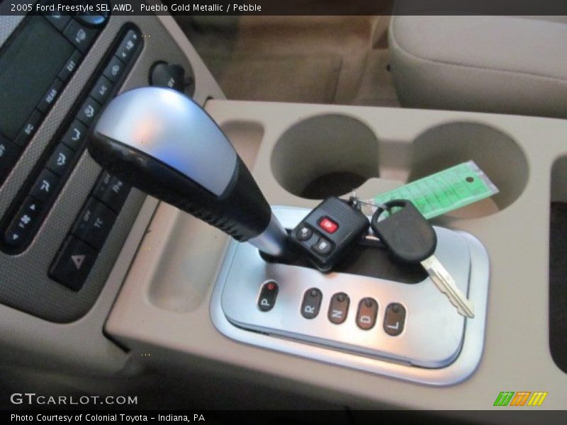 Pueblo Gold Metallic / Pebble 2005 Ford Freestyle SEL AWD