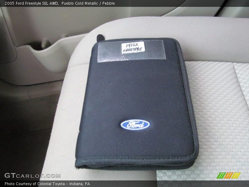 Pueblo Gold Metallic / Pebble 2005 Ford Freestyle SEL AWD