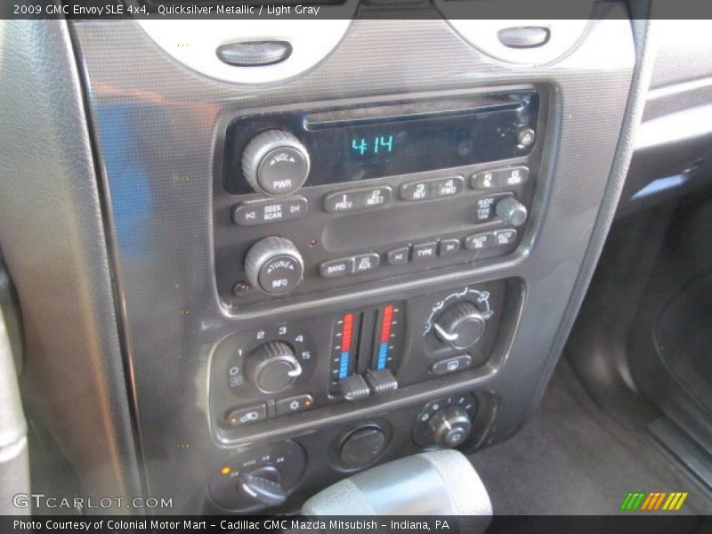 Quicksilver Metallic / Light Gray 2009 GMC Envoy SLE 4x4