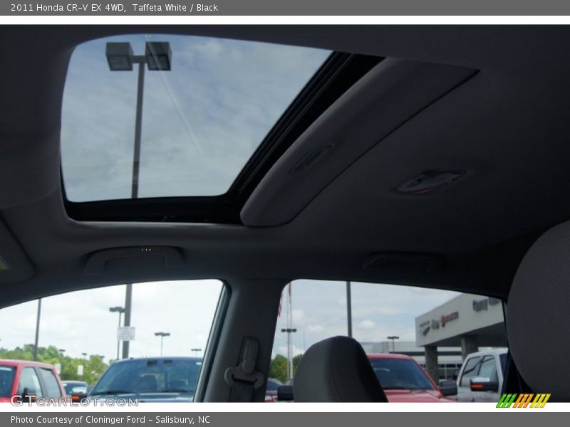 Taffeta White / Black 2011 Honda CR-V EX 4WD