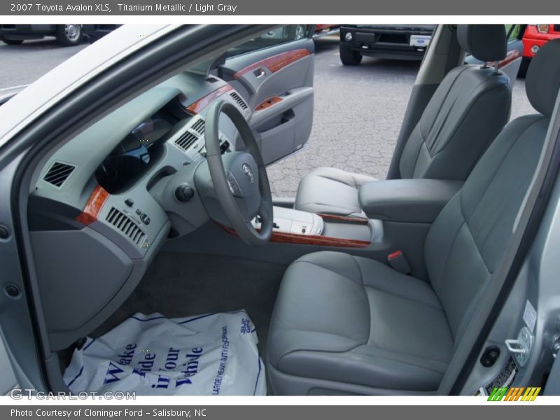 Titanium Metallic / Light Gray 2007 Toyota Avalon XLS