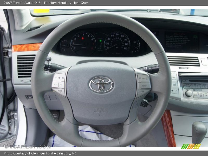 Titanium Metallic / Light Gray 2007 Toyota Avalon XLS