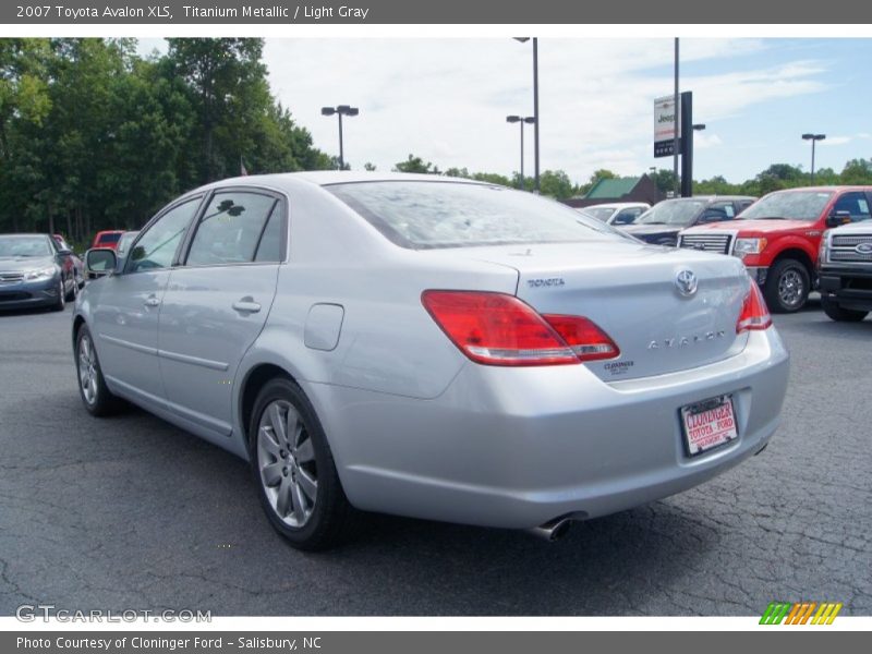 Titanium Metallic / Light Gray 2007 Toyota Avalon XLS