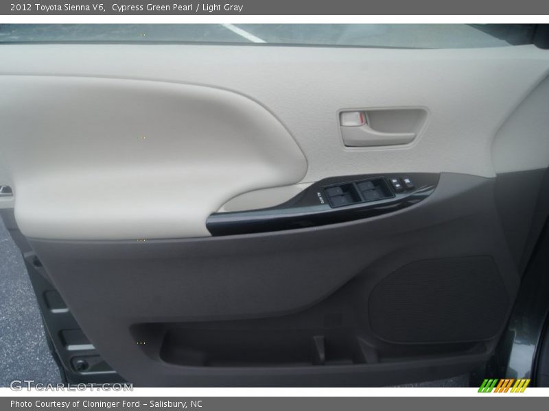 Cypress Green Pearl / Light Gray 2012 Toyota Sienna V6