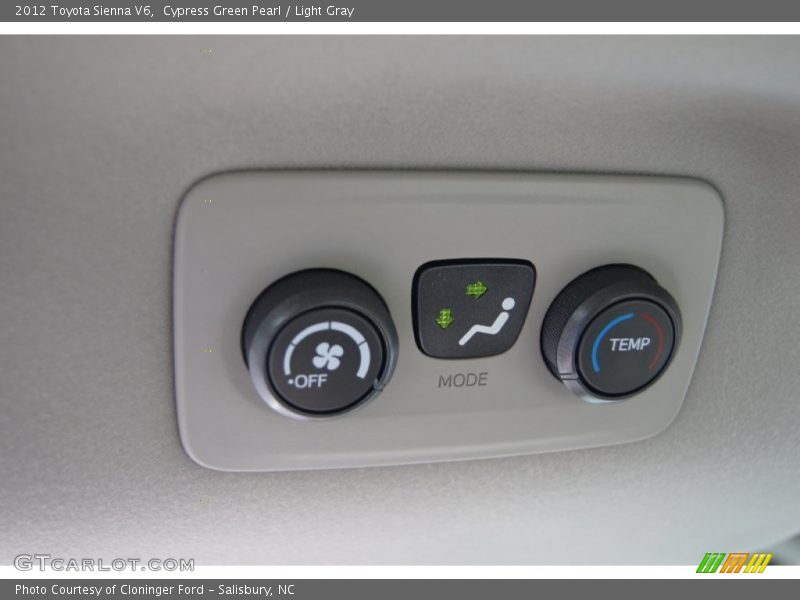 Cypress Green Pearl / Light Gray 2012 Toyota Sienna V6