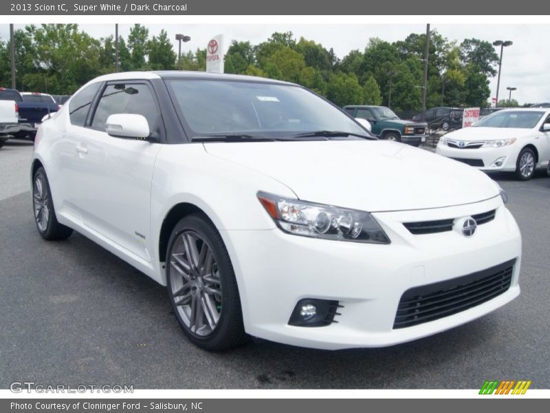 Super White / Dark Charcoal 2013 Scion tC