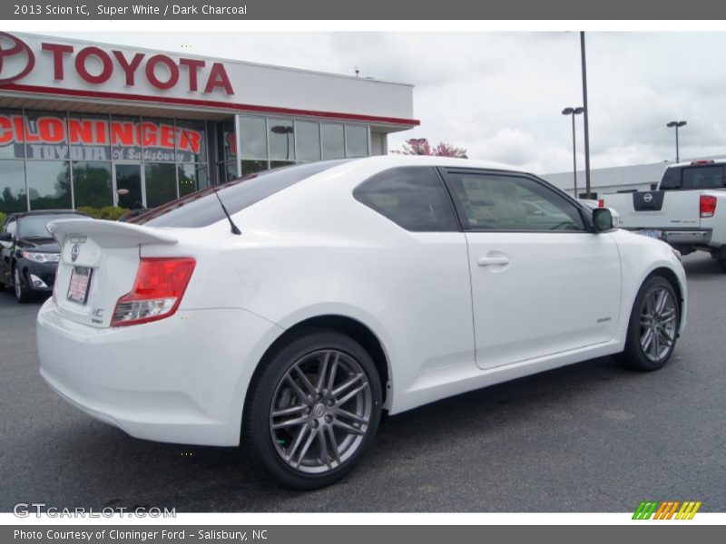 Super White / Dark Charcoal 2013 Scion tC