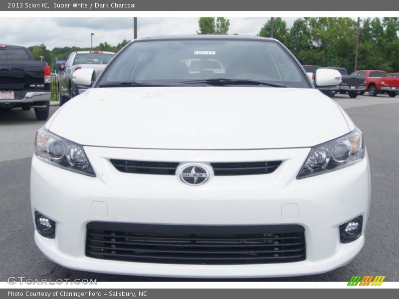 Super White / Dark Charcoal 2013 Scion tC