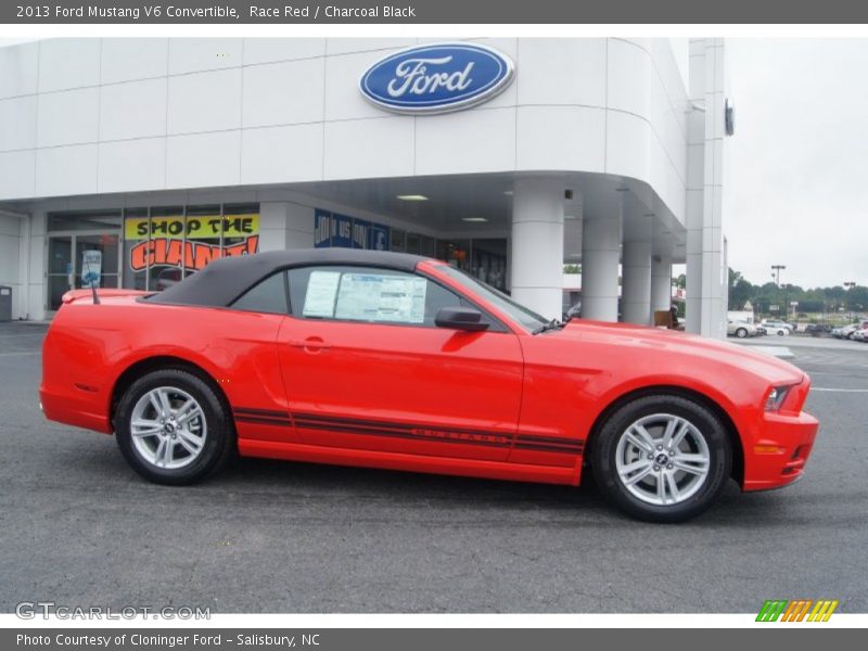 Race Red / Charcoal Black 2013 Ford Mustang V6 Convertible