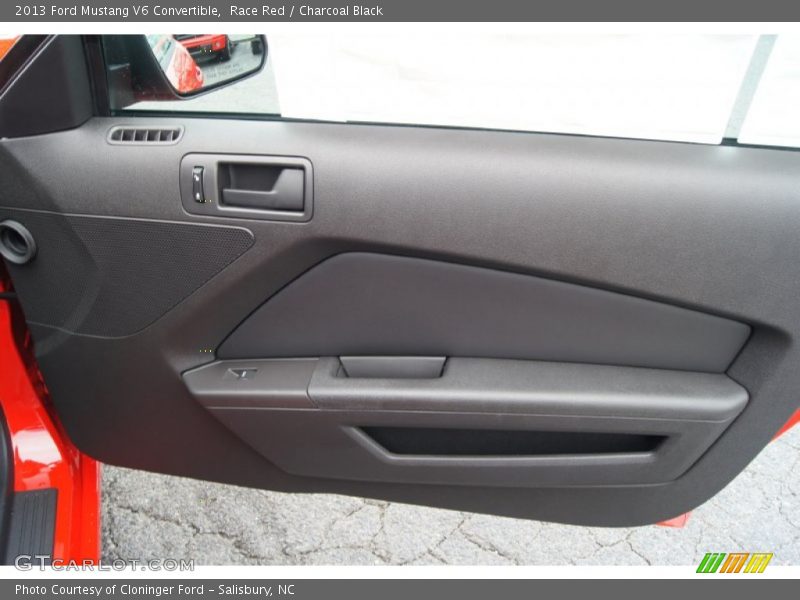 Race Red / Charcoal Black 2013 Ford Mustang V6 Convertible