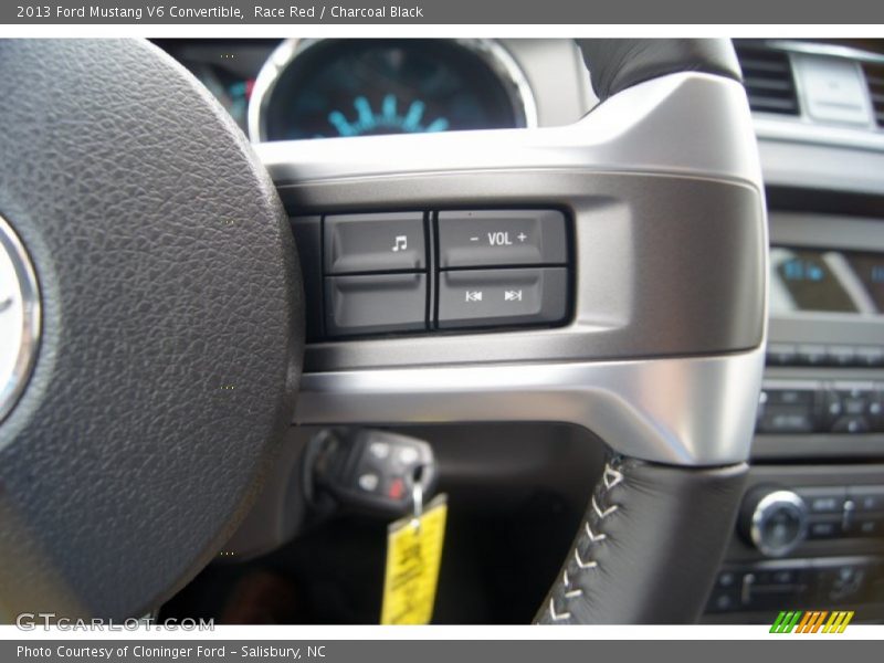 Race Red / Charcoal Black 2013 Ford Mustang V6 Convertible