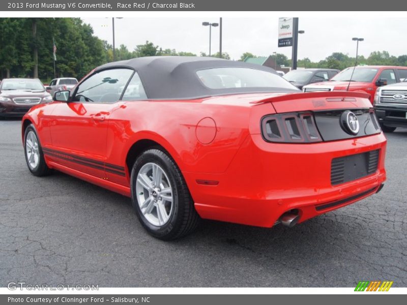 Race Red / Charcoal Black 2013 Ford Mustang V6 Convertible