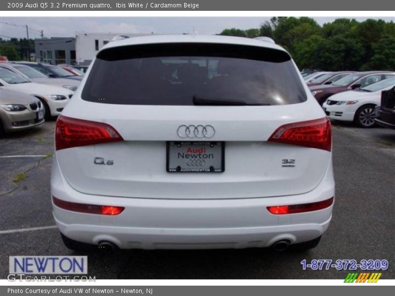 Ibis White / Cardamom Beige 2009 Audi Q5 3.2 Premium quattro