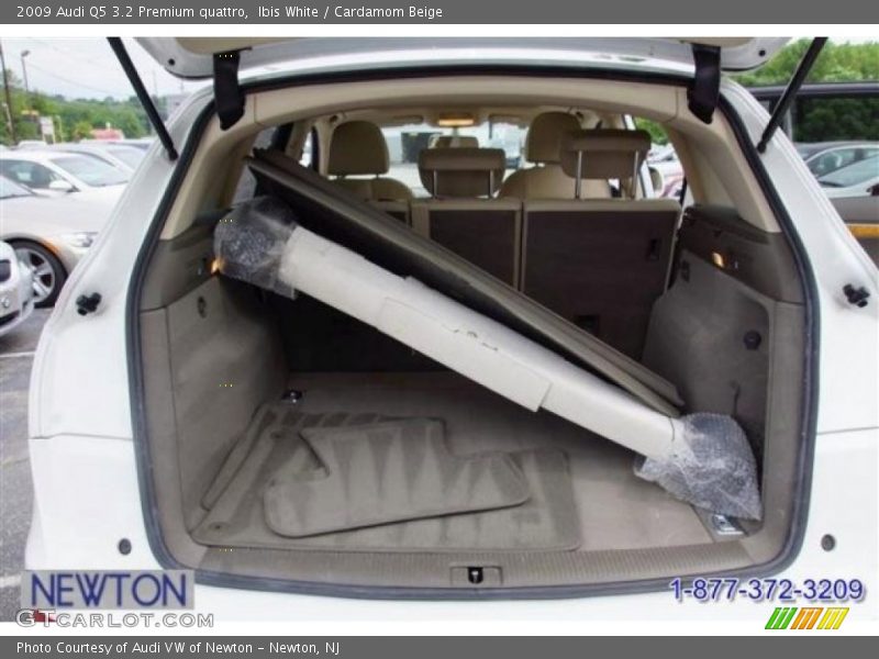 Ibis White / Cardamom Beige 2009 Audi Q5 3.2 Premium quattro