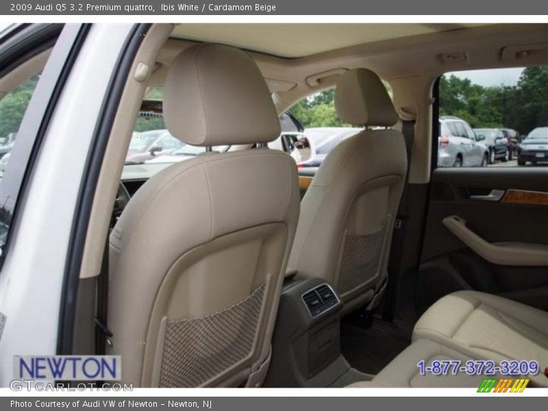 Ibis White / Cardamom Beige 2009 Audi Q5 3.2 Premium quattro