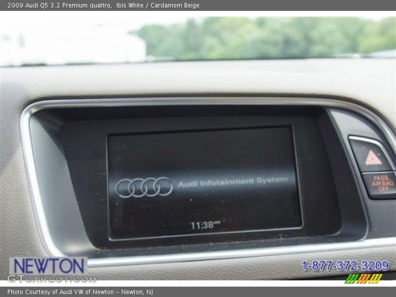 Ibis White / Cardamom Beige 2009 Audi Q5 3.2 Premium quattro