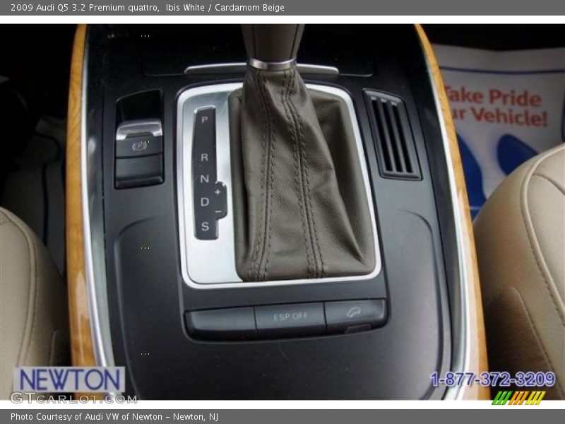 Ibis White / Cardamom Beige 2009 Audi Q5 3.2 Premium quattro