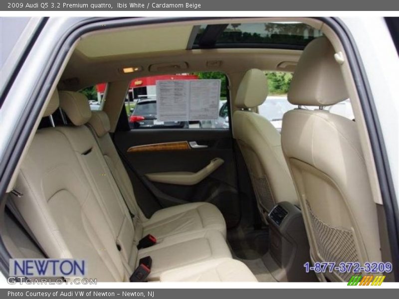 Ibis White / Cardamom Beige 2009 Audi Q5 3.2 Premium quattro