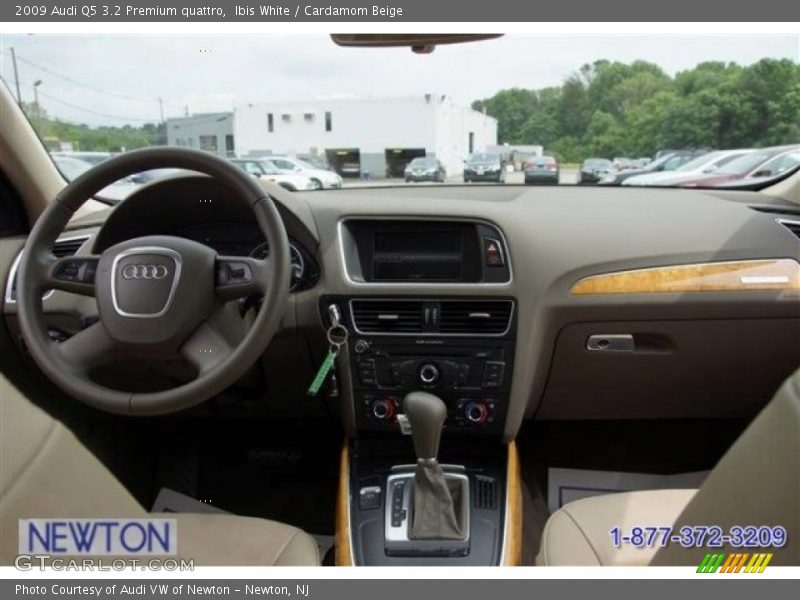 Ibis White / Cardamom Beige 2009 Audi Q5 3.2 Premium quattro