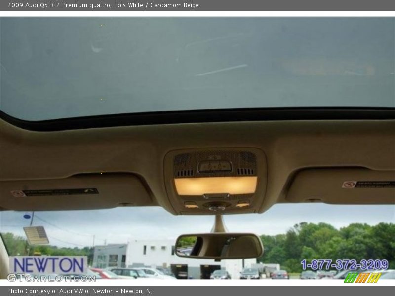 Ibis White / Cardamom Beige 2009 Audi Q5 3.2 Premium quattro