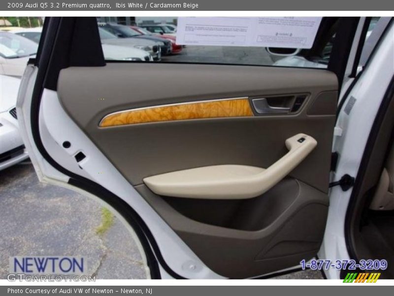 Ibis White / Cardamom Beige 2009 Audi Q5 3.2 Premium quattro
