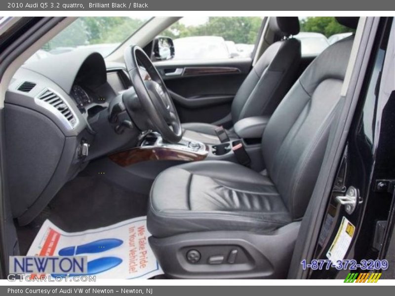 Brilliant Black / Black 2010 Audi Q5 3.2 quattro