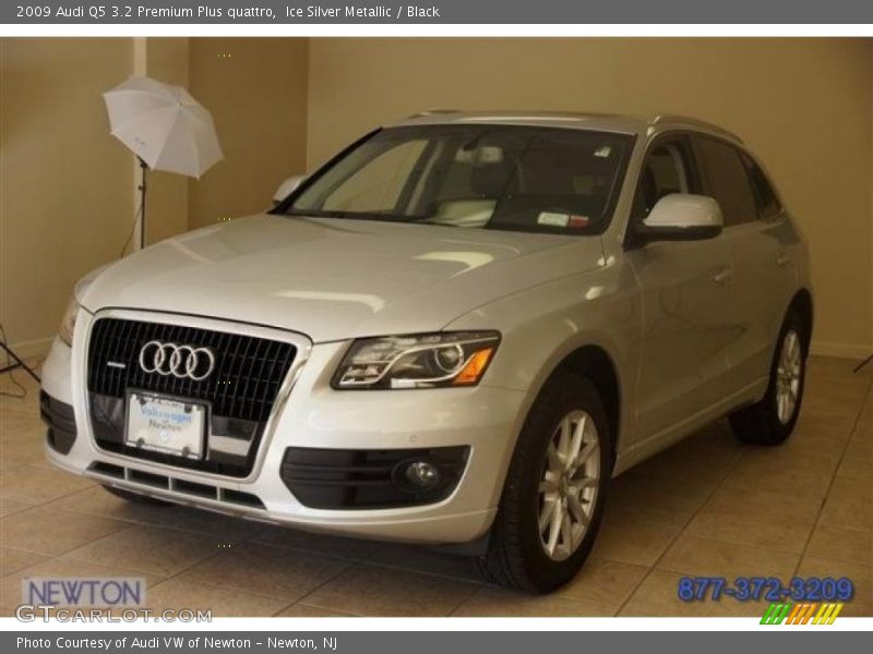 Ice Silver Metallic / Black 2009 Audi Q5 3.2 Premium Plus quattro