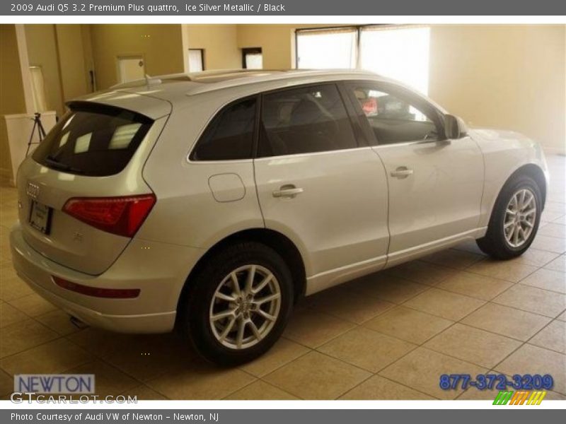 Ice Silver Metallic / Black 2009 Audi Q5 3.2 Premium Plus quattro