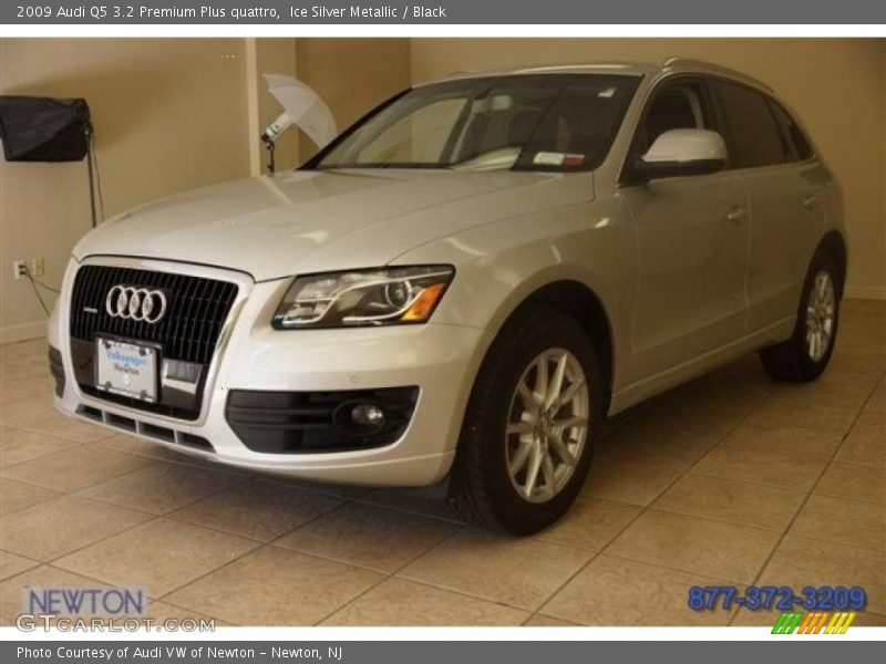 Ice Silver Metallic / Black 2009 Audi Q5 3.2 Premium Plus quattro